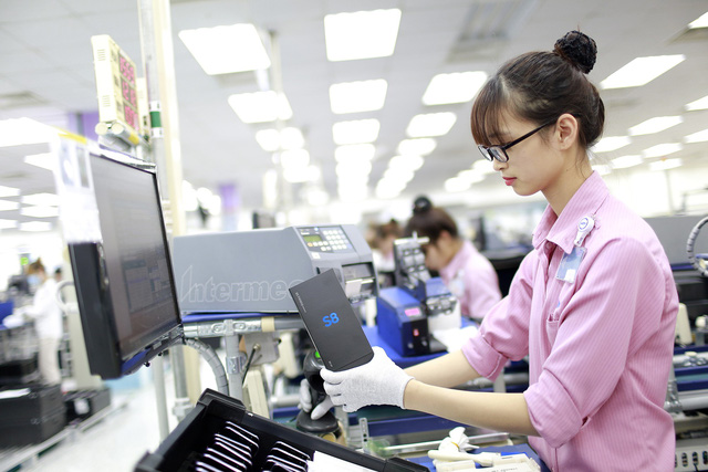 Samsung[-]lên[-]tiếng[-]về[-]thông[-]tin[-]đối[-]xử[-]tệ[-]với[-]công[-]nhân